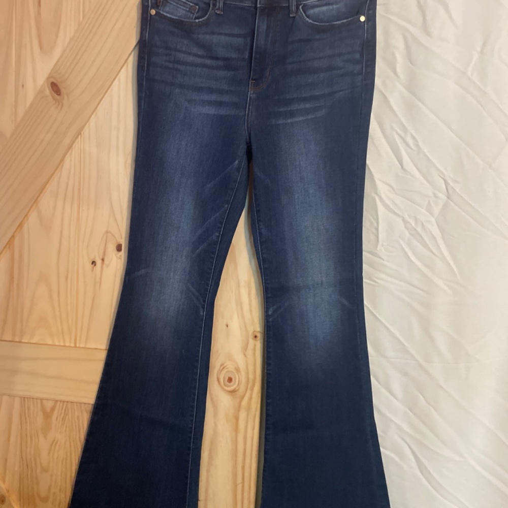 Jeans - Picture 2 of 3